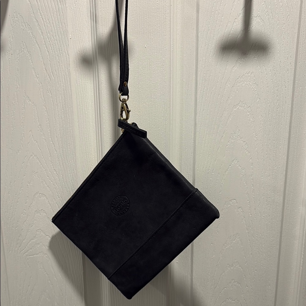 Roots Genuine Leather Black Wristlet